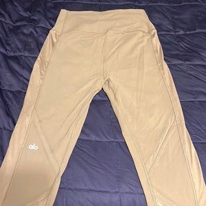 Alo Leggings Medium